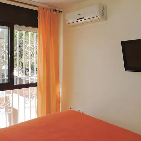 Ferienhaus In Miami Platja With Kitchenette